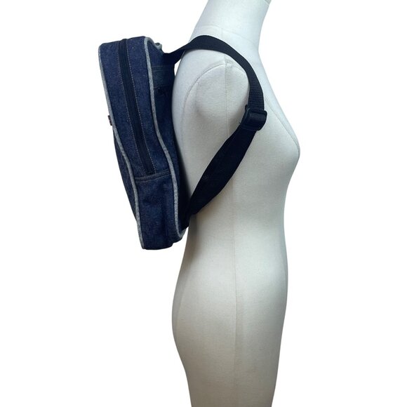 Levis Women’s Blue Denim With Suzan Briganti Inner Print Lining Backpack Sz M - Picture 12 of 13